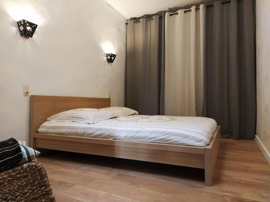 Bel Appartement Au Coeur De La Cite Medievale Sommières Dış mekan fotoğraf
