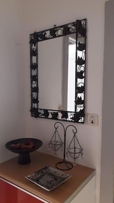 Bel Appartement Au Coeur De La Cite Medievale Sommières Dış mekan fotoğraf
