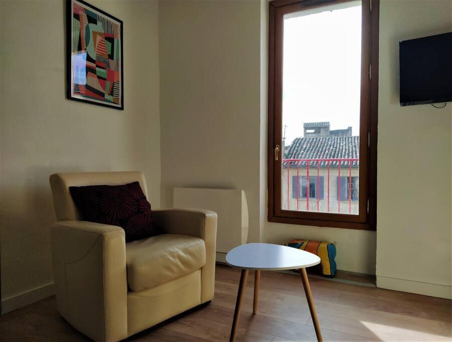Bel Appartement Au Coeur De La Cite Medievale Sommières Dış mekan fotoğraf